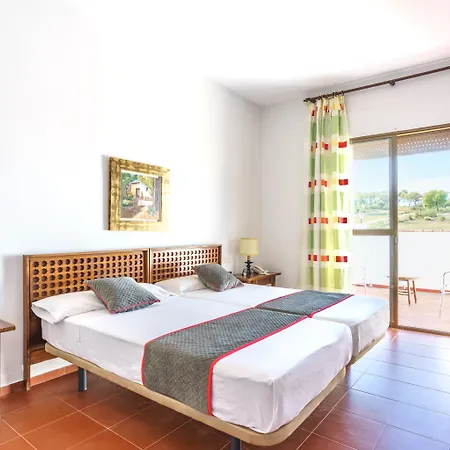 Oyo Cumbres Hotel El Garrobo